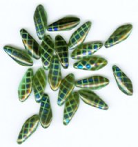 20 5x16mm Green Vitrail Peacock Dagger Beads