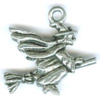 1 20x18mm Antique Silver Witch Pendant