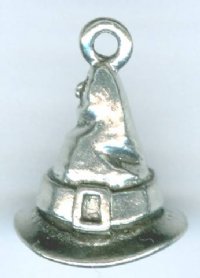1 17mm Antique Silver Witch Hat Pendant