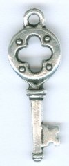 1 27mm TierraCast Antique Silver Quatrefoil Key Pendant