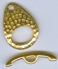 1 22x16mm TierraCast Hammered Gold Ellipse Toggle