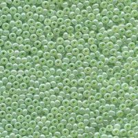 50g of 8/0 Pearl Green Ceylon Seed Beads