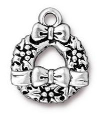 1 27mm TierraCast Antique Silver Wreath Toggle